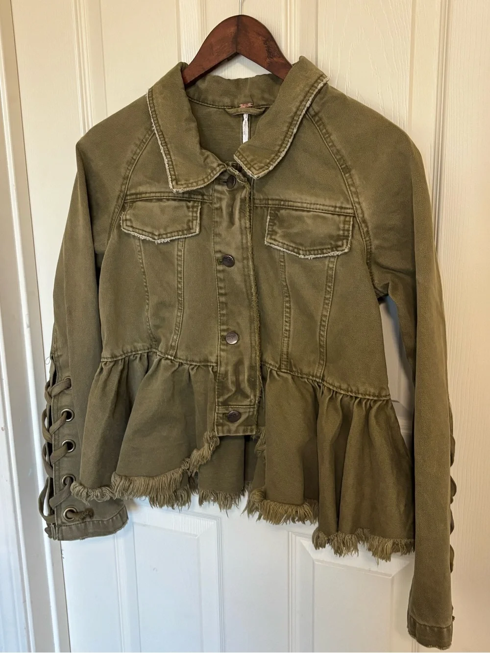 Free People Olive Ruffle Hem Denim Jacket Lace‑Up Cuffs XS - Picture 2 of 13